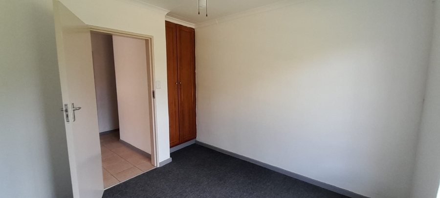 To Let 3 Bedroom Property for Rent in Flimieda North West